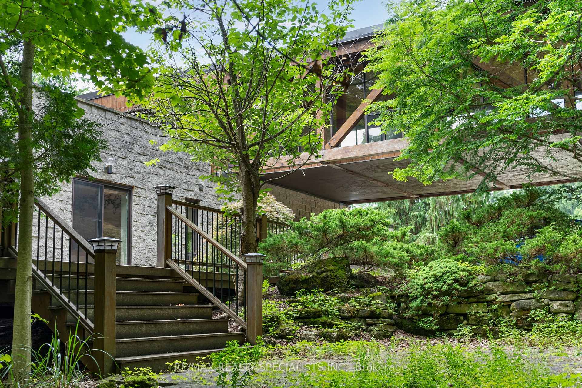 Photo 8 of 15139 Rockside Road, Caledon, Rural Caledon — HOMEH