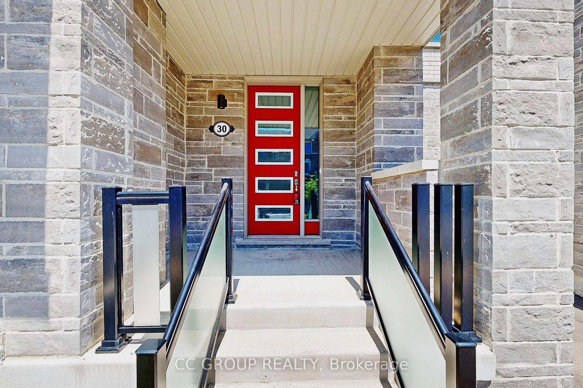 Photo 22 of 30 Thomas Frisby Jr Crescent, Markham, Victoria Square — HOMEH