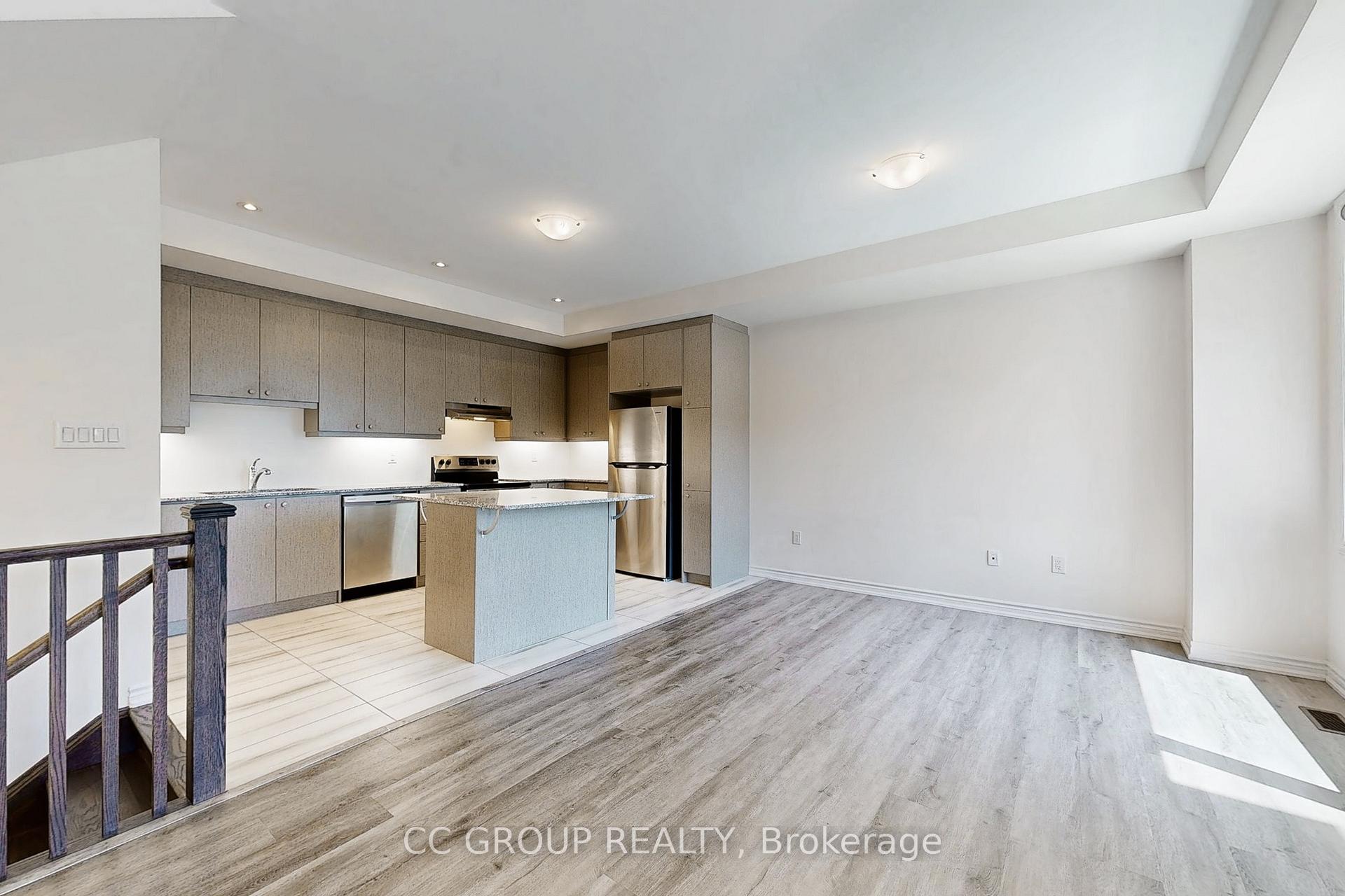 Photo 26 of 30 Thomas Frisby Jr Crescent, Markham, Victoria Square — HOMEH