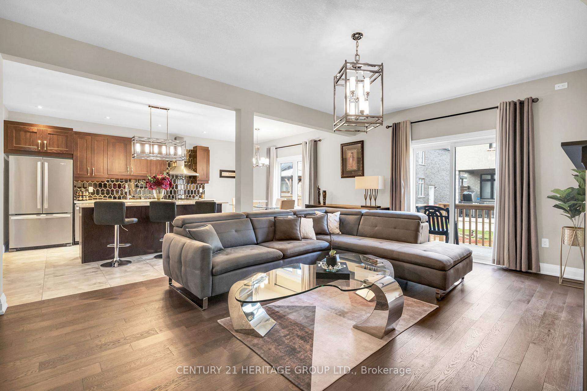 Photo 2 of 13 Mabern Street, Barrie, Holly — HOMEH