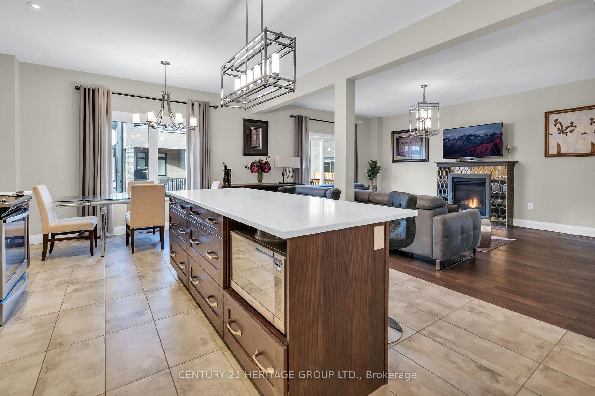 Photo 31 of 13 Mabern Street, Barrie, Holly — HOMEH