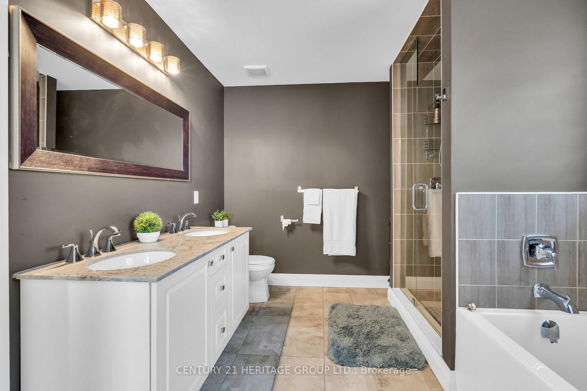 Photo 49 of 13 Mabern Street, Barrie, Holly — HOMEH