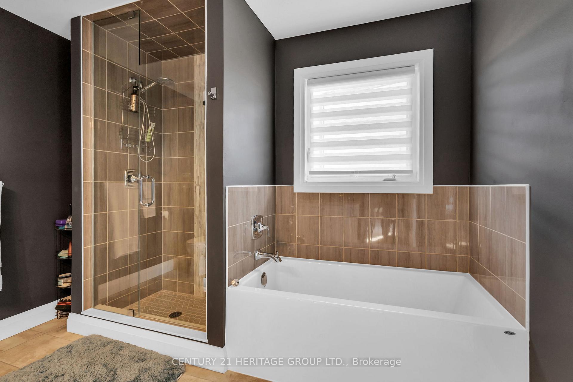 Photo 53 of 13 Mabern Street, Barrie, Holly — HOMEH