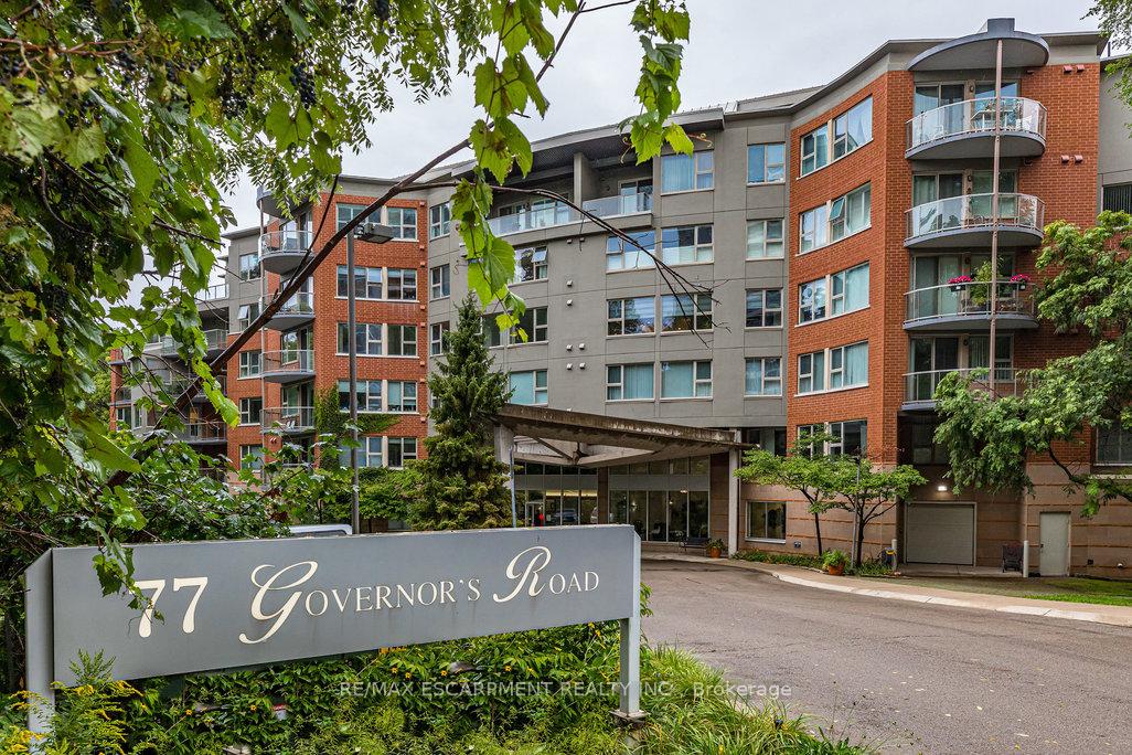 Front of Unit 604, 77 Governors Road