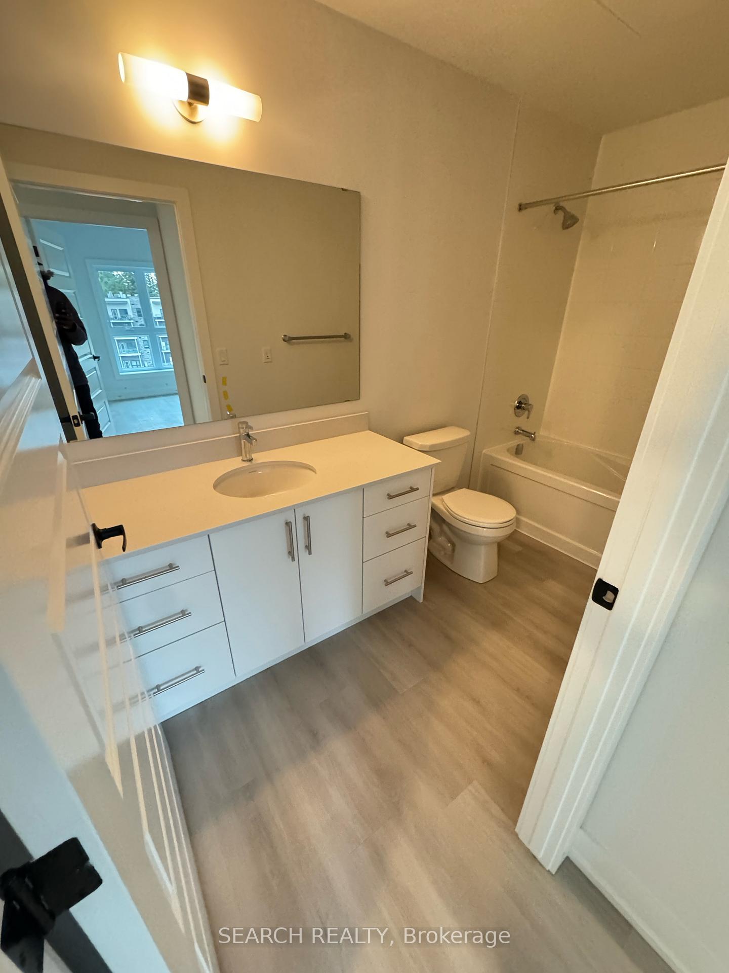 Photo 5 of Unit 510, 1100 Lackner Ridge, Kitchener — HOMEH
