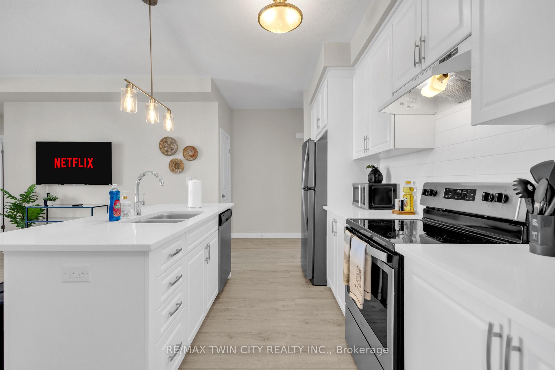 Photo 9 of Unit 1F, 155 Thomas Slee Drive, Kitchener — HOMEH