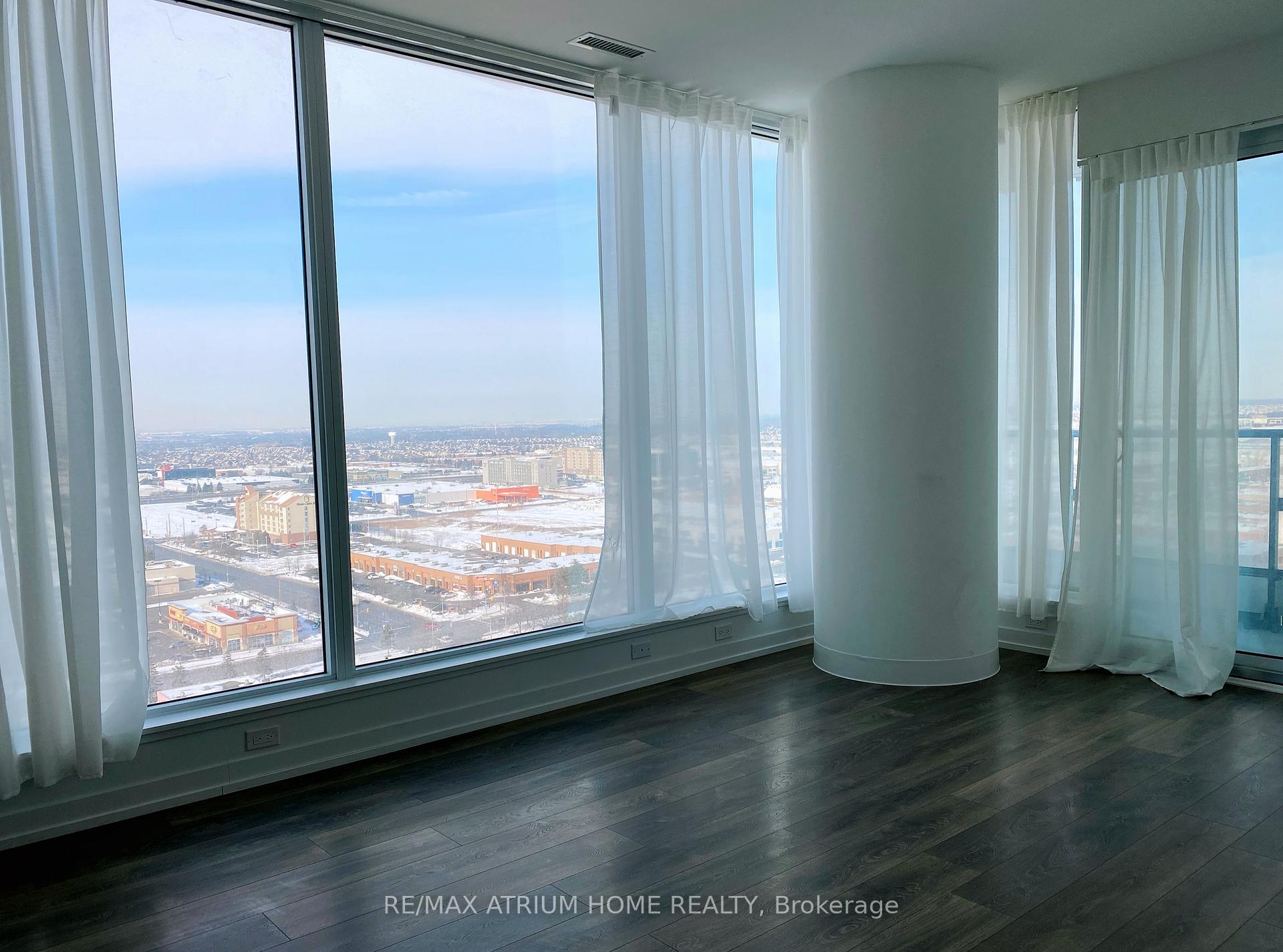 Photo 4 of Unit 2110, 5 Buttermill Avenue, Vaughan, Vaughan Corporate Centre — HOMEH