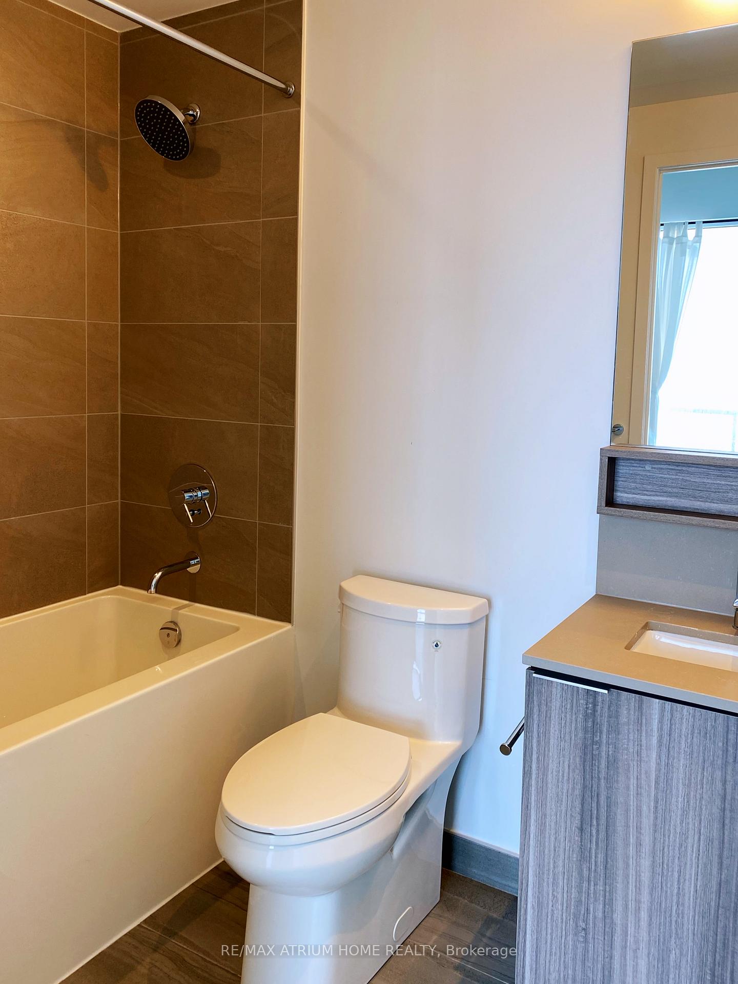 Photo 7 of Unit 2110, 5 Buttermill Avenue, Vaughan, Vaughan Corporate Centre — HOMEH