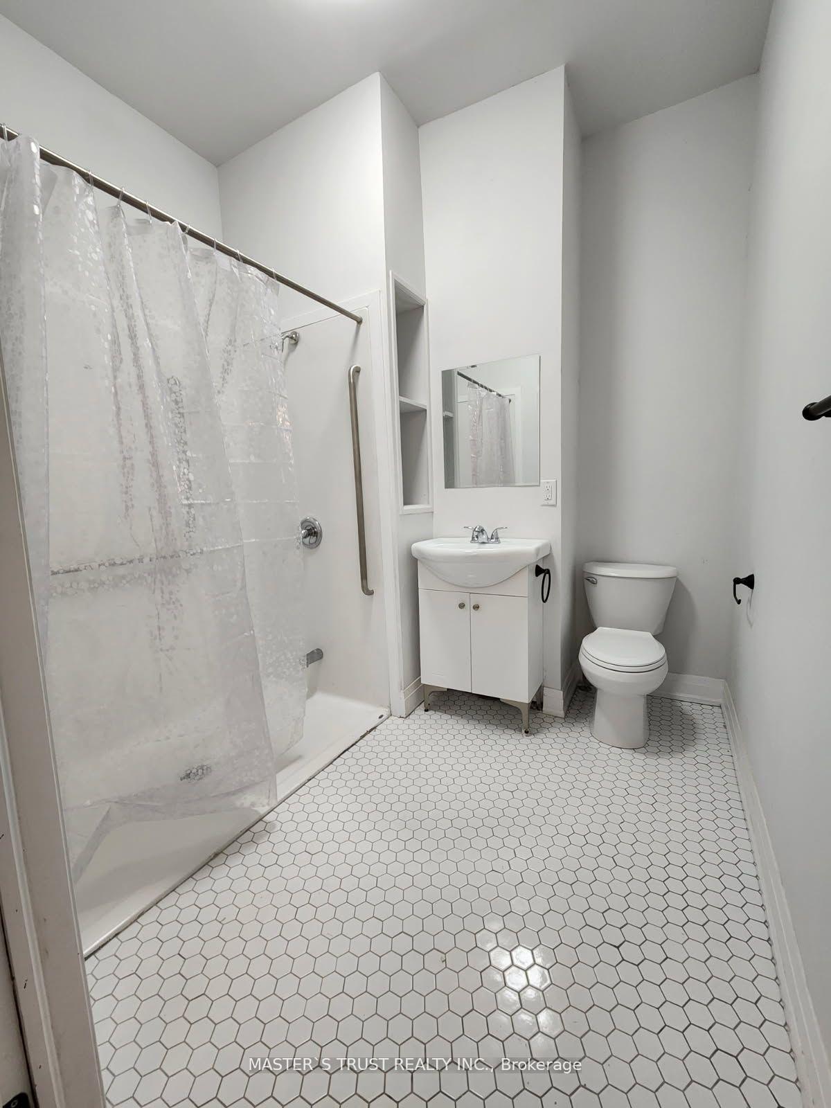 Photo 2 of Unit 3, 54 Main Street S, Uxbridge — HOMEH
