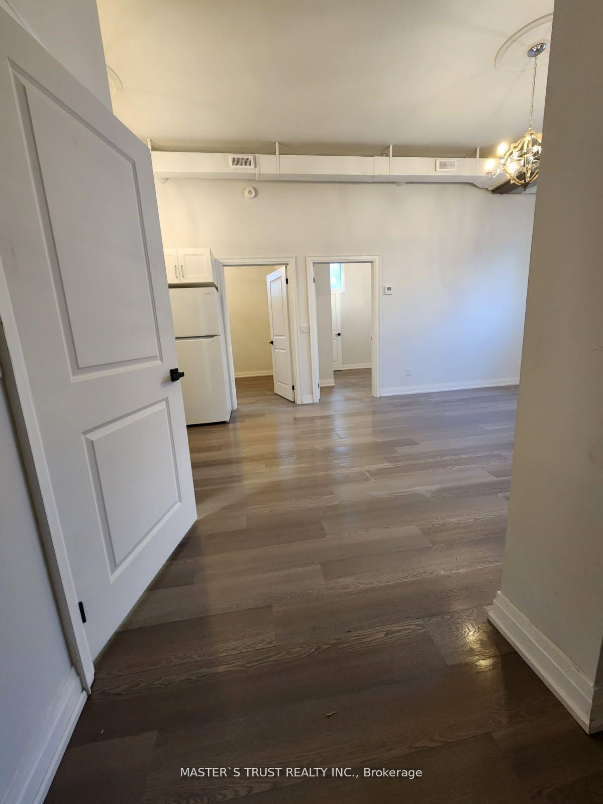 Photo 4 of Unit 3, 54 Main Street S, Uxbridge — HOMEH