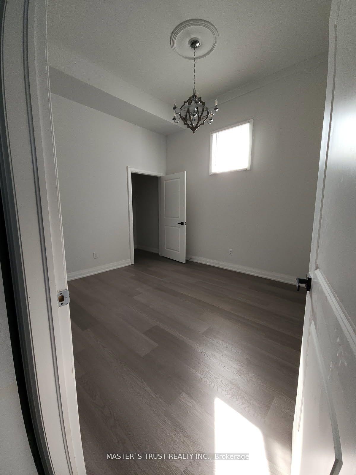 Photo 6 of Unit 3, 54 Main Street S, Uxbridge — HOMEH