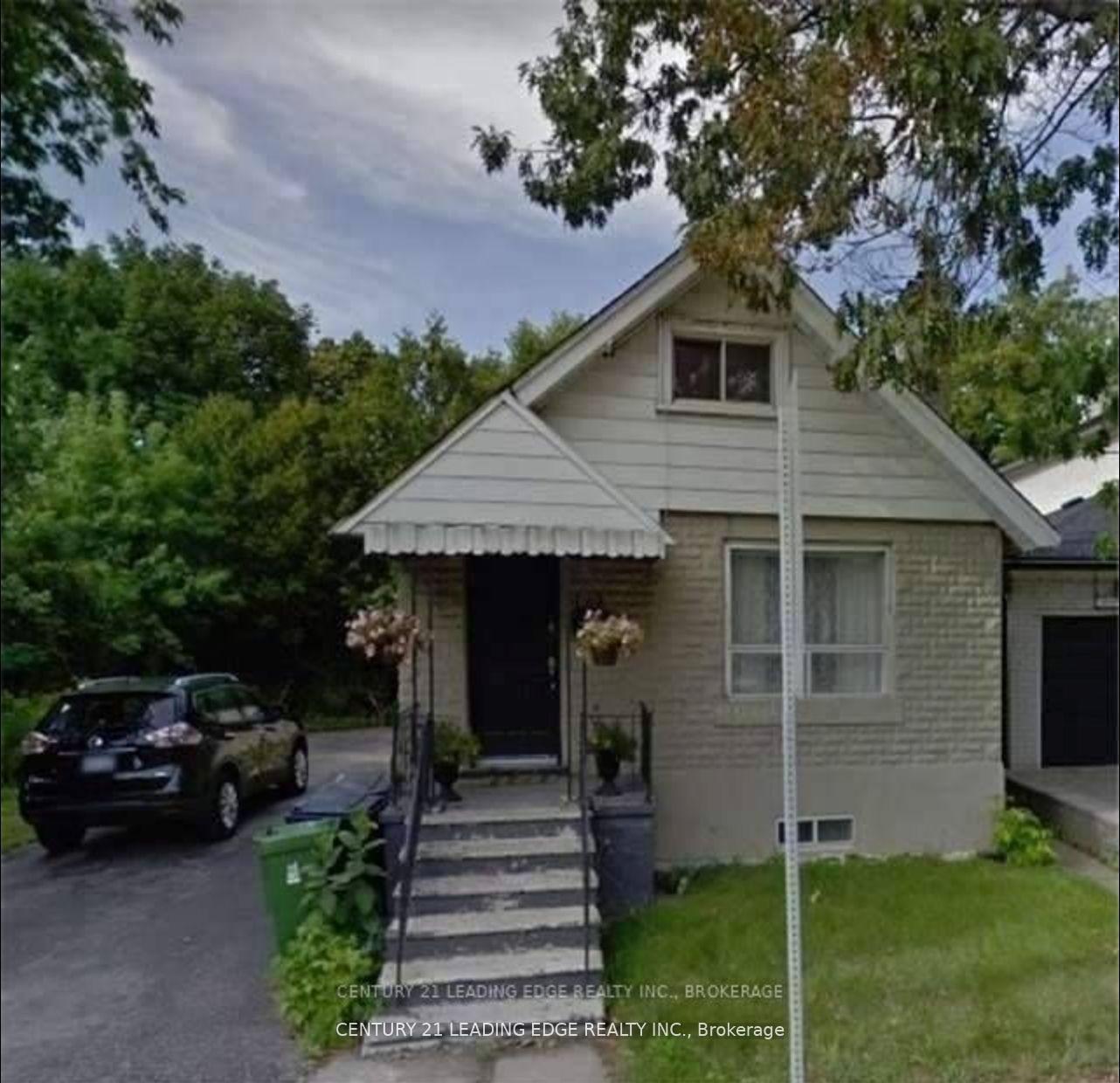 Photo 1 of 360A Lawrence Avenue W, Toronto, Bedford Park-Nortown — HOMEH