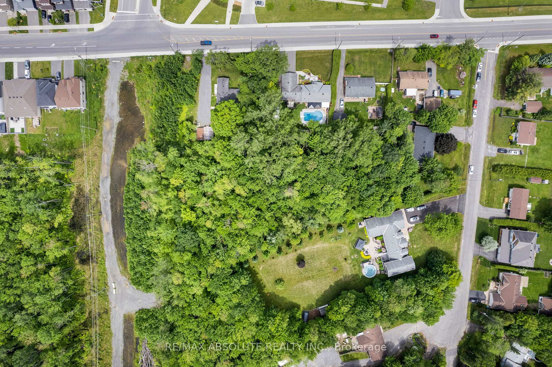Photo 6 of 6412 Renaud Road, Ottawa, Mer Bleue/Bradley Estates/Anderson Park — HOMEH