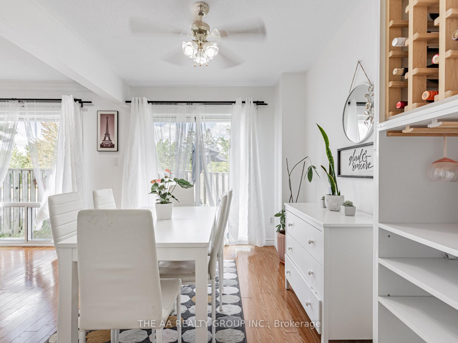 Photo 9 of Unit 20, 50 Bridletowne Circle, Scarborough, L'Amoreaux — HOMEH