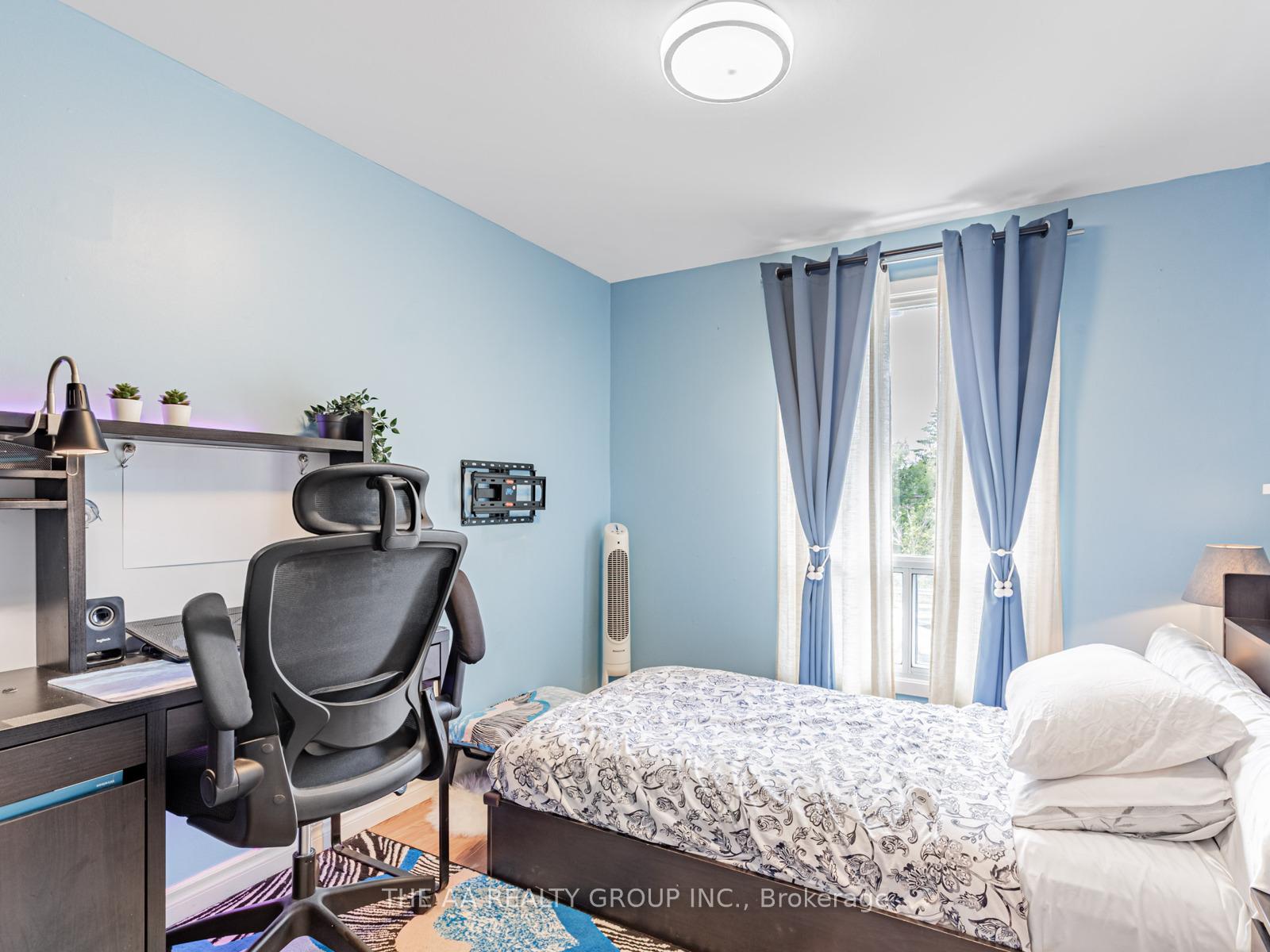 Photo 17 of Unit 20, 50 Bridletowne Circle, Scarborough, L'Amoreaux — HOMEH
