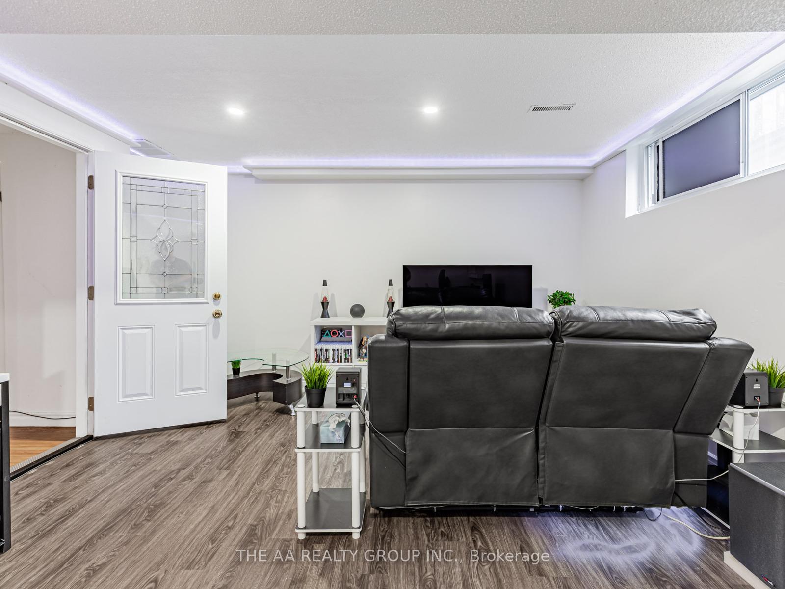 Photo 24 of Unit 20, 50 Bridletowne Circle, Scarborough, L'Amoreaux — HOMEH