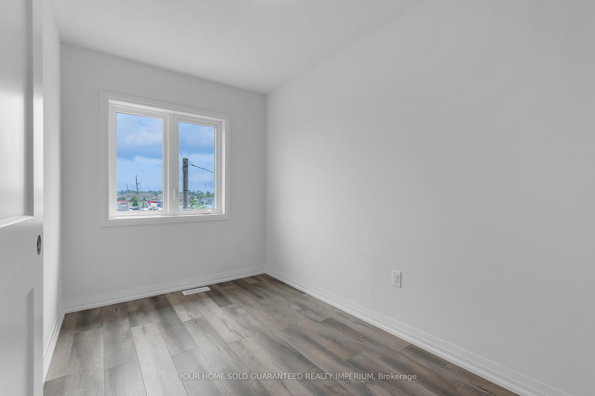 Photo 13 of Unit 39, 61 Soho Street, Hamilton, Stoney Creek — HOMEH