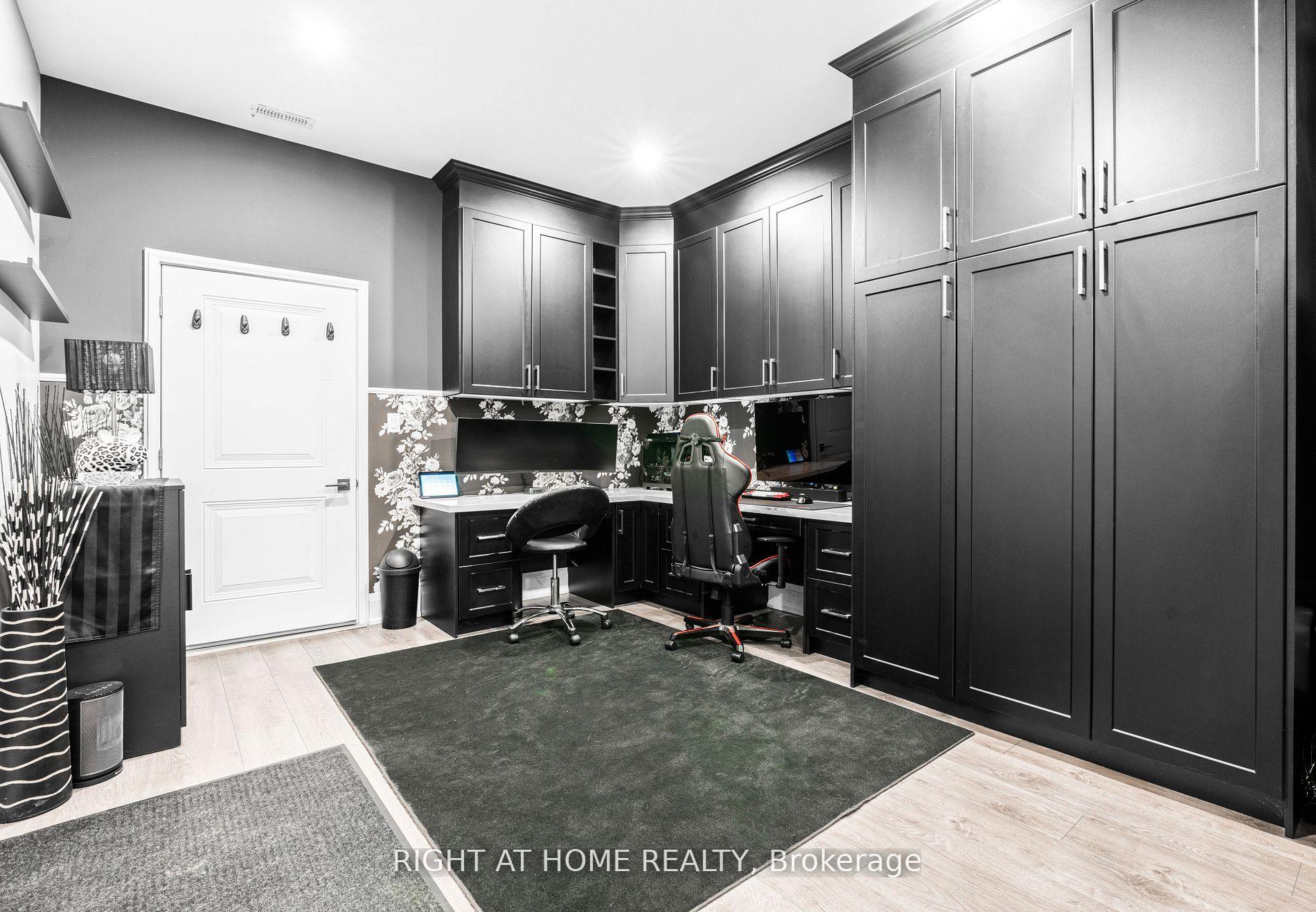 Photo 17 of 993 Gilmore Avenue, Innisfil, Lefroy — HOMEH