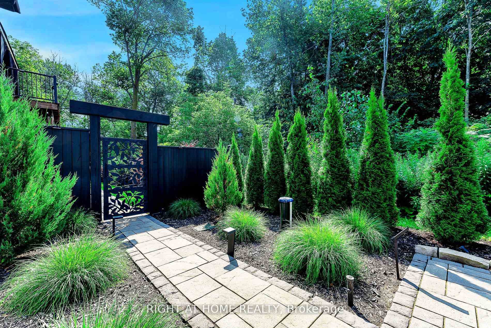 Photo 26 of 993 Gilmore Avenue, Innisfil, Lefroy — HOMEH