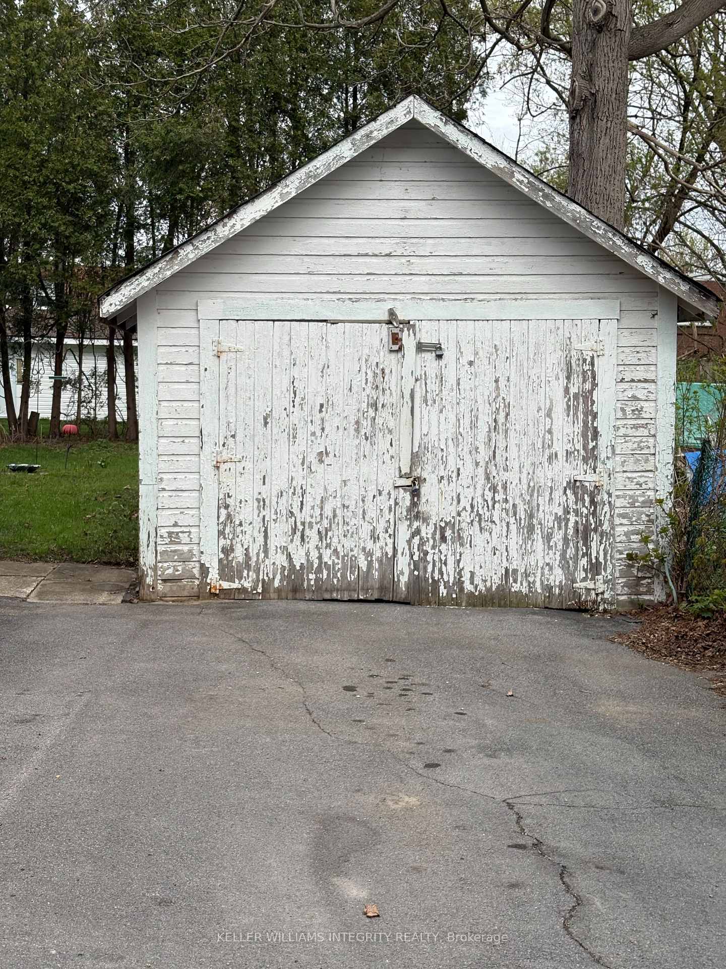 Photo 4 of 541 Adolphus Street, Cornwall — HOMEH