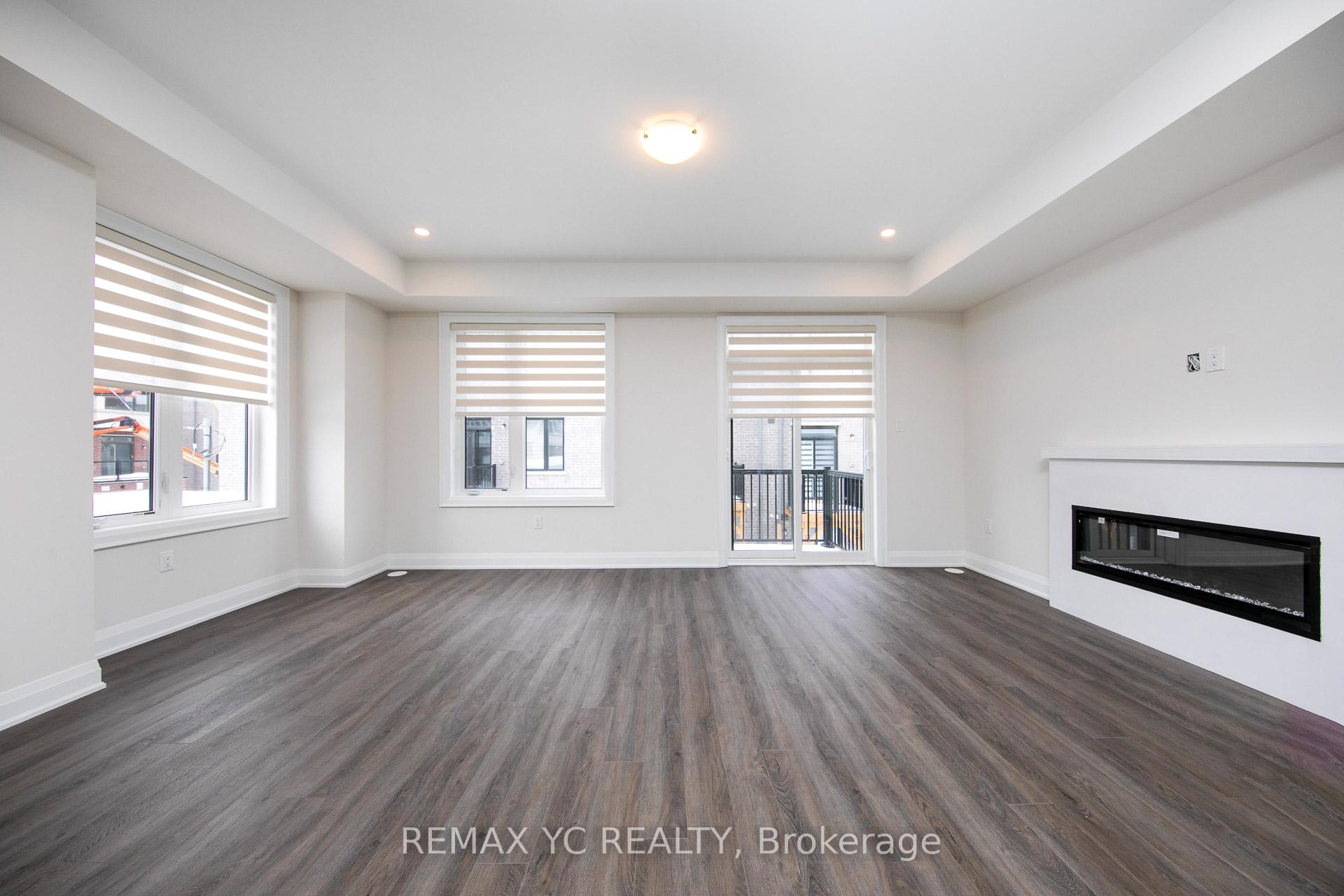 Photo 6 of 140 Rattenbury Road, Vaughan, Patterson — HOMEH