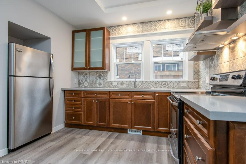 Photo 13 of 197 Palmer Avenue, Kitchener — HOMEH