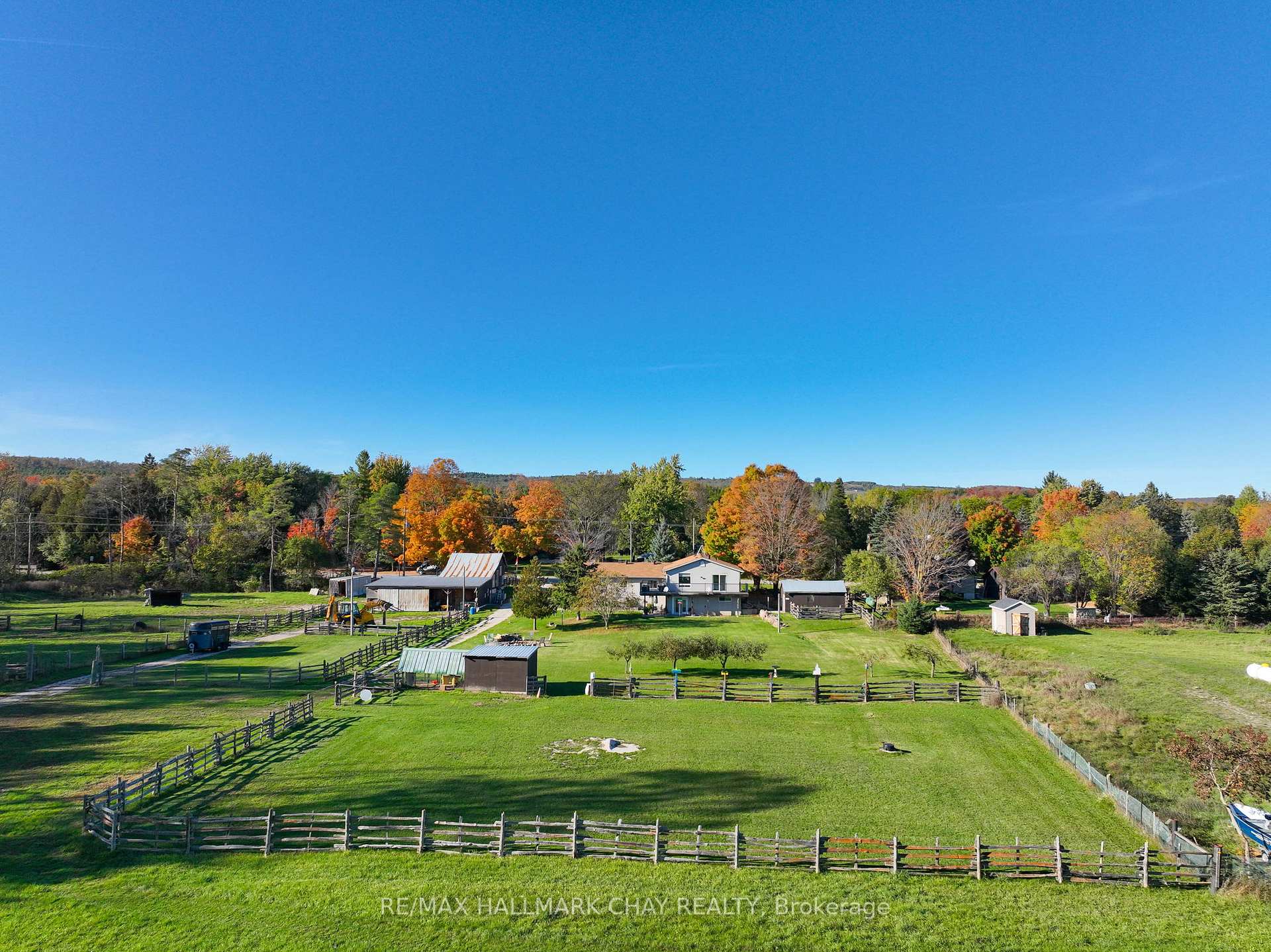 Photo 4 of 667280 20th Side Road, Mulmur, Rural Mulmur — HOMEH