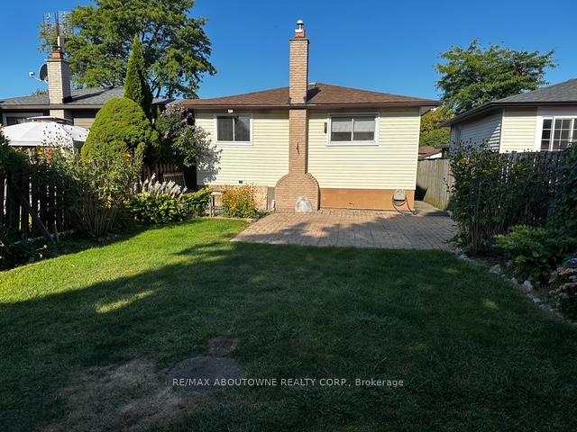 Photo 7 of 597 Upper Paradise Road, Hamilton, Gilbert — HOMEH