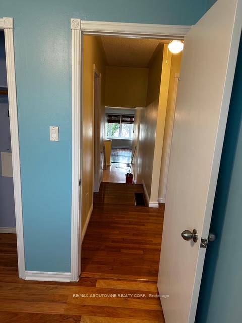 Photo 17 of 597 Upper Paradise Road, Hamilton, Gilbert — HOMEH