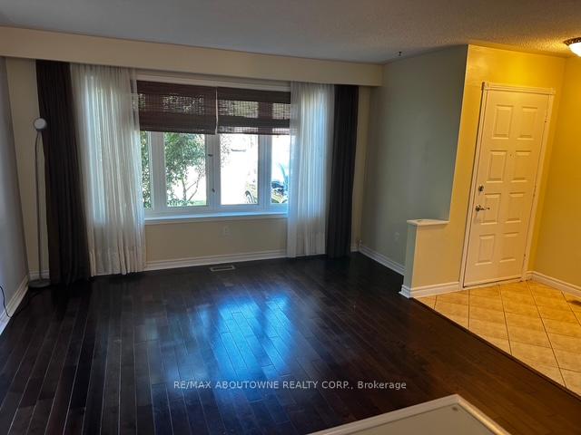 Photo 24 of 597 Upper Paradise Road, Hamilton, Gilbert — HOMEH