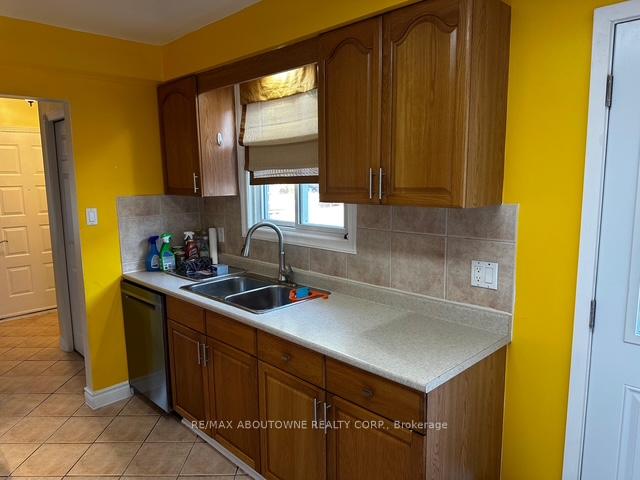 Photo 31 of 597 Upper Paradise Road, Hamilton, Gilbert — HOMEH