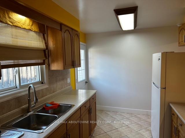 Photo 32 of 597 Upper Paradise Road, Hamilton, Gilbert — HOMEH
