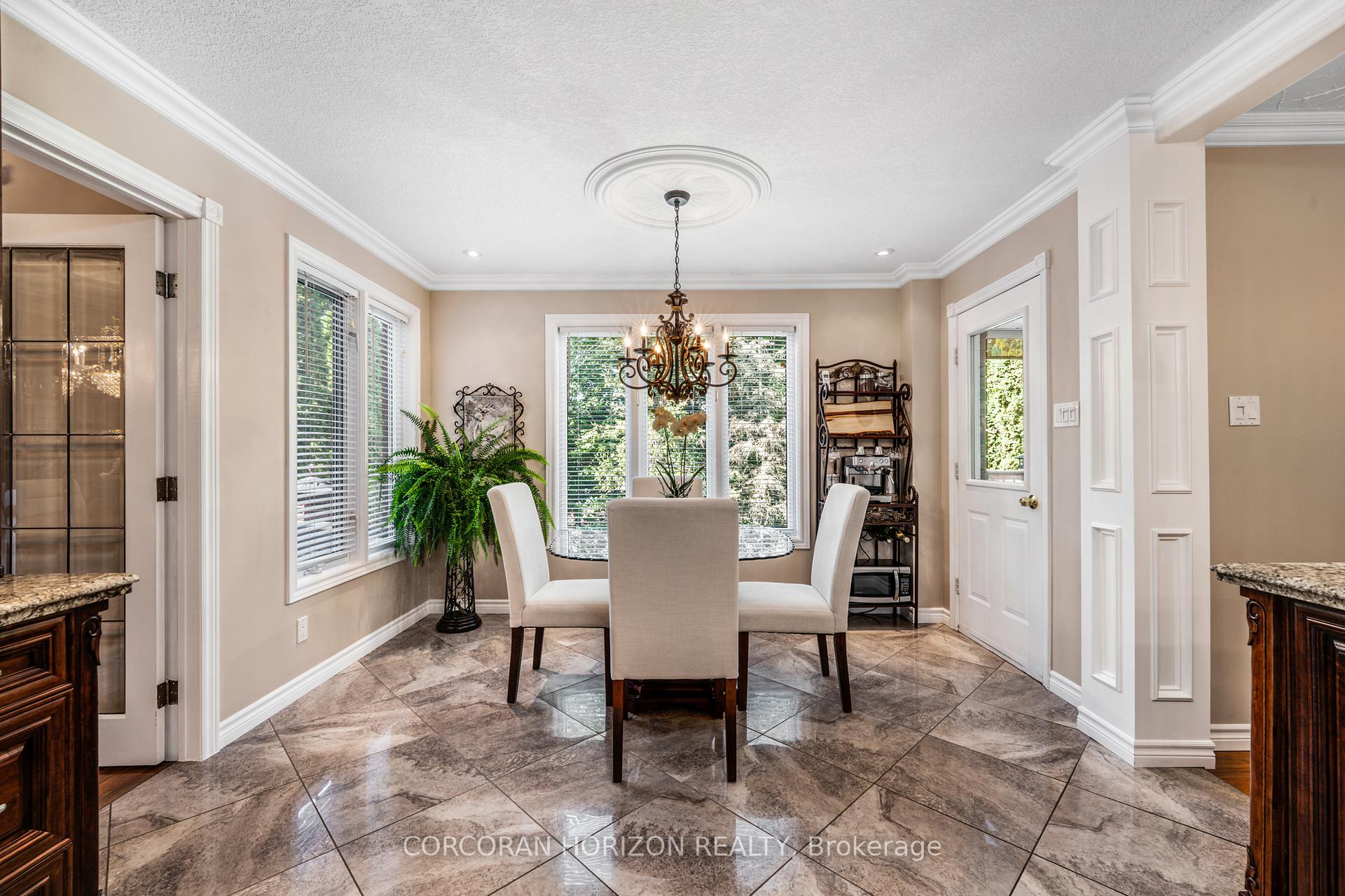 Photo 13 of 228 Michener Crescent, Kitchener — HOMEH