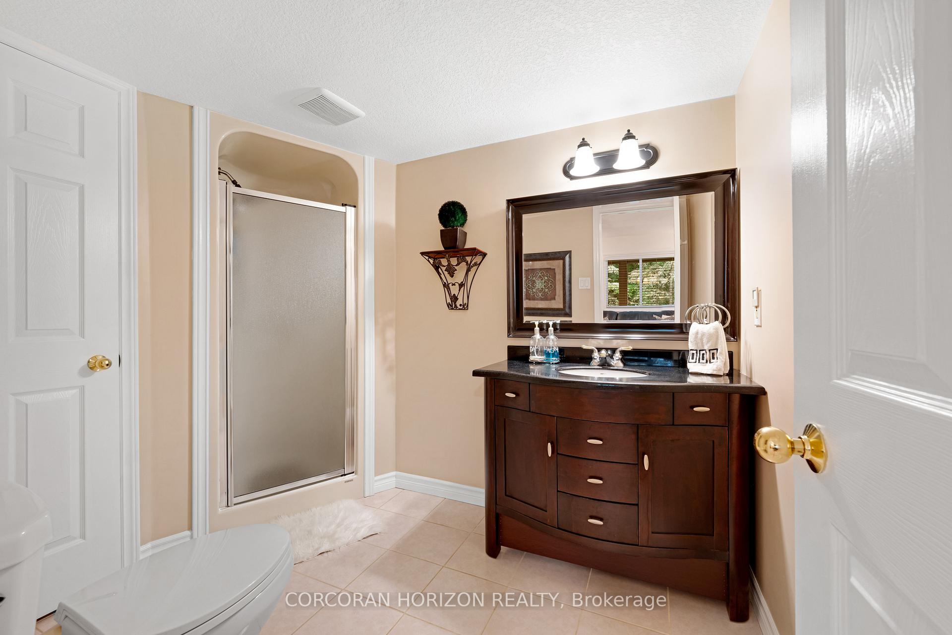 Photo 36 of 228 Michener Crescent, Kitchener — HOMEH
