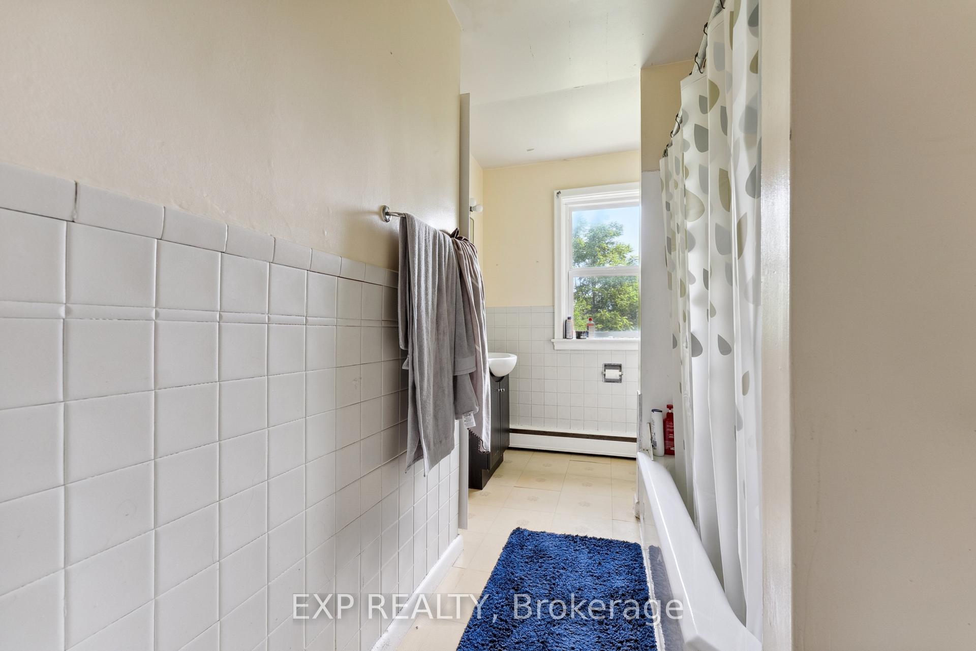 Photo 10 of Unit Apt 3, 17 Spring Street, Quinte West, Trenton Ward — HOMEH