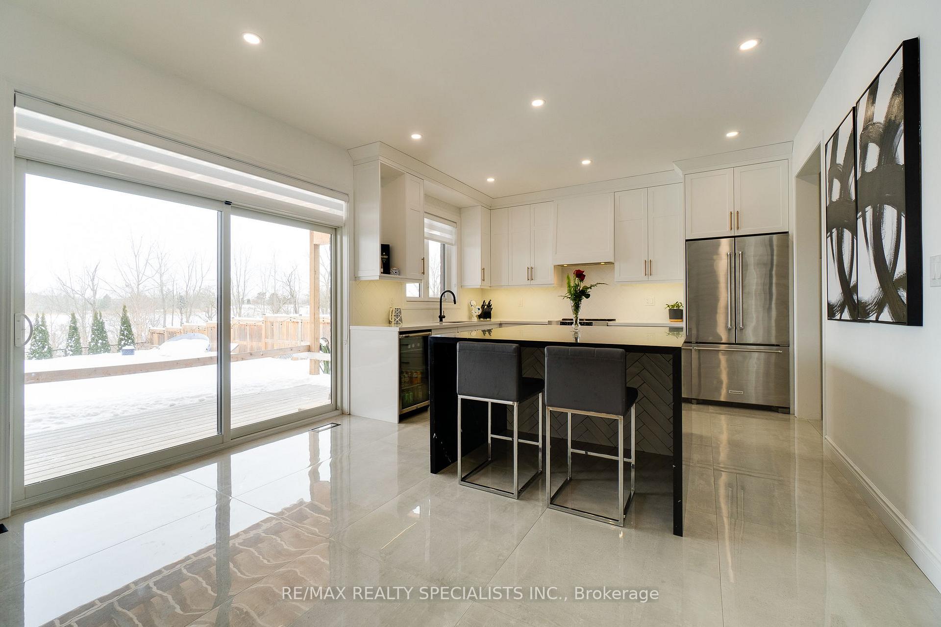 Photo 34 of 81 Larry Crescent, Haldimand — HOMEH