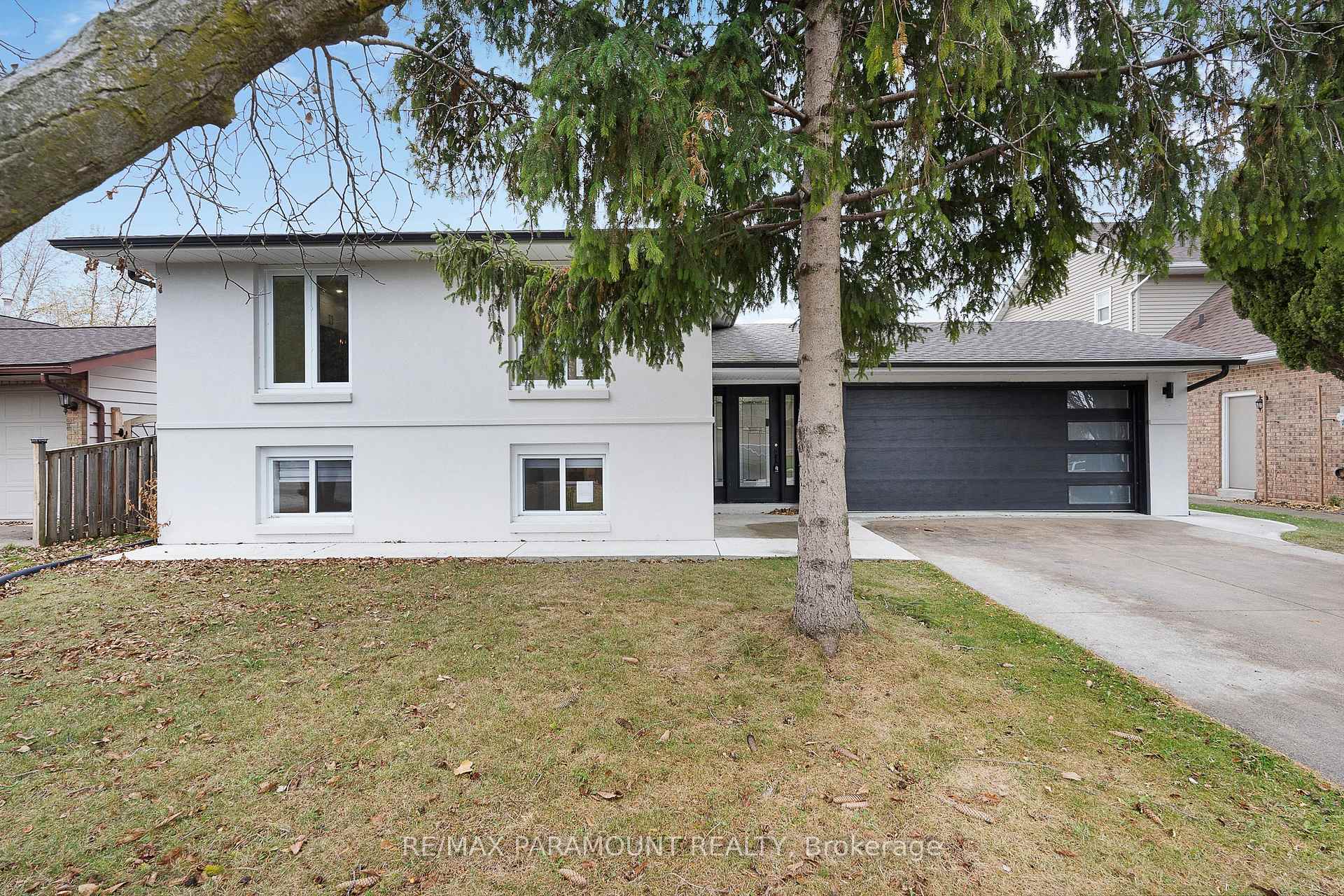 Photo 1 of 511 Gauthier Drive, Tecumseh — HOMEH