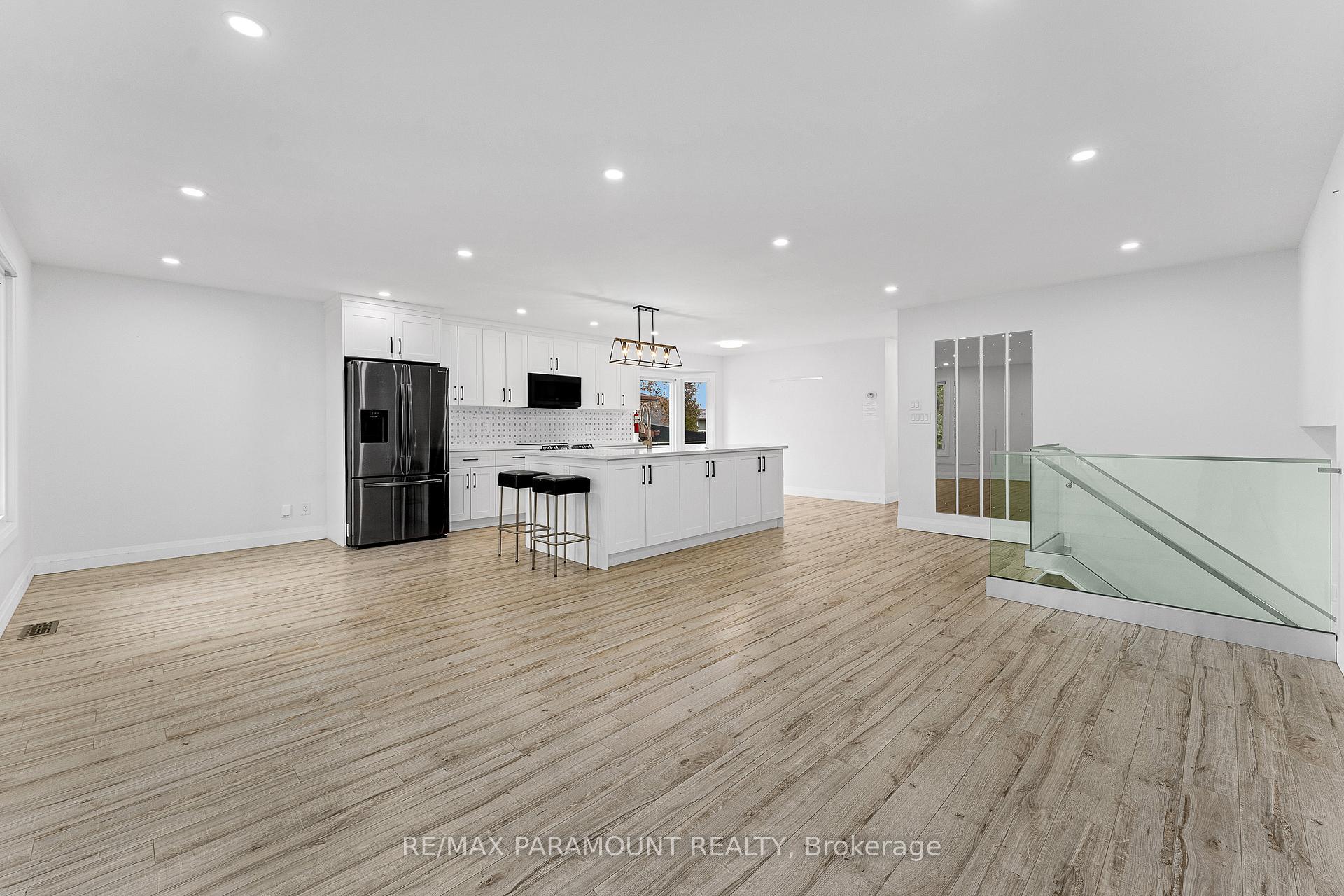 Photo 5 of 511 Gauthier Drive, Tecumseh — HOMEH