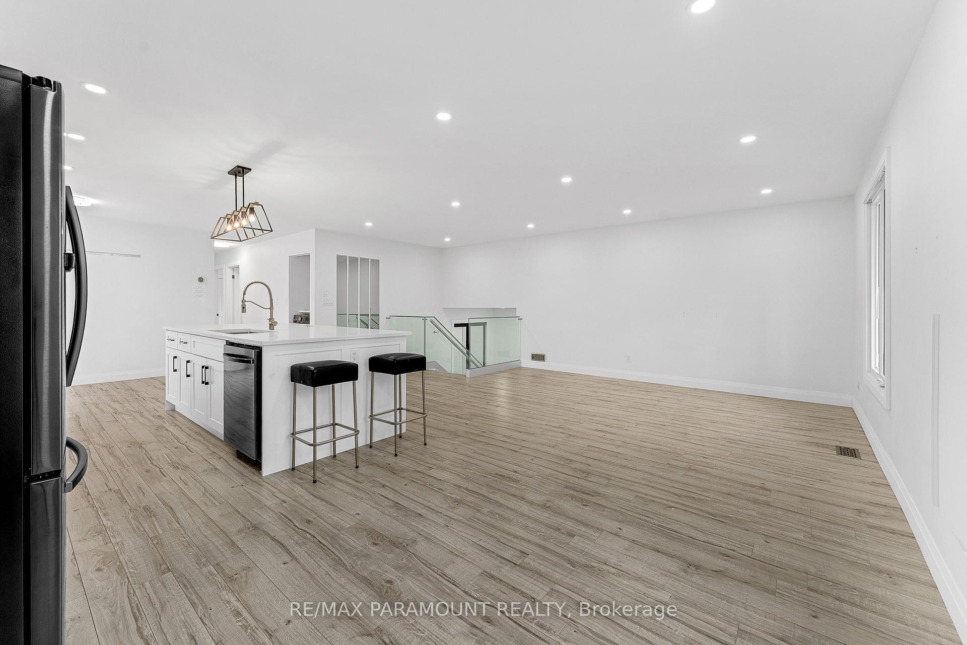 Photo 8 of 511 Gauthier Drive, Tecumseh — HOMEH