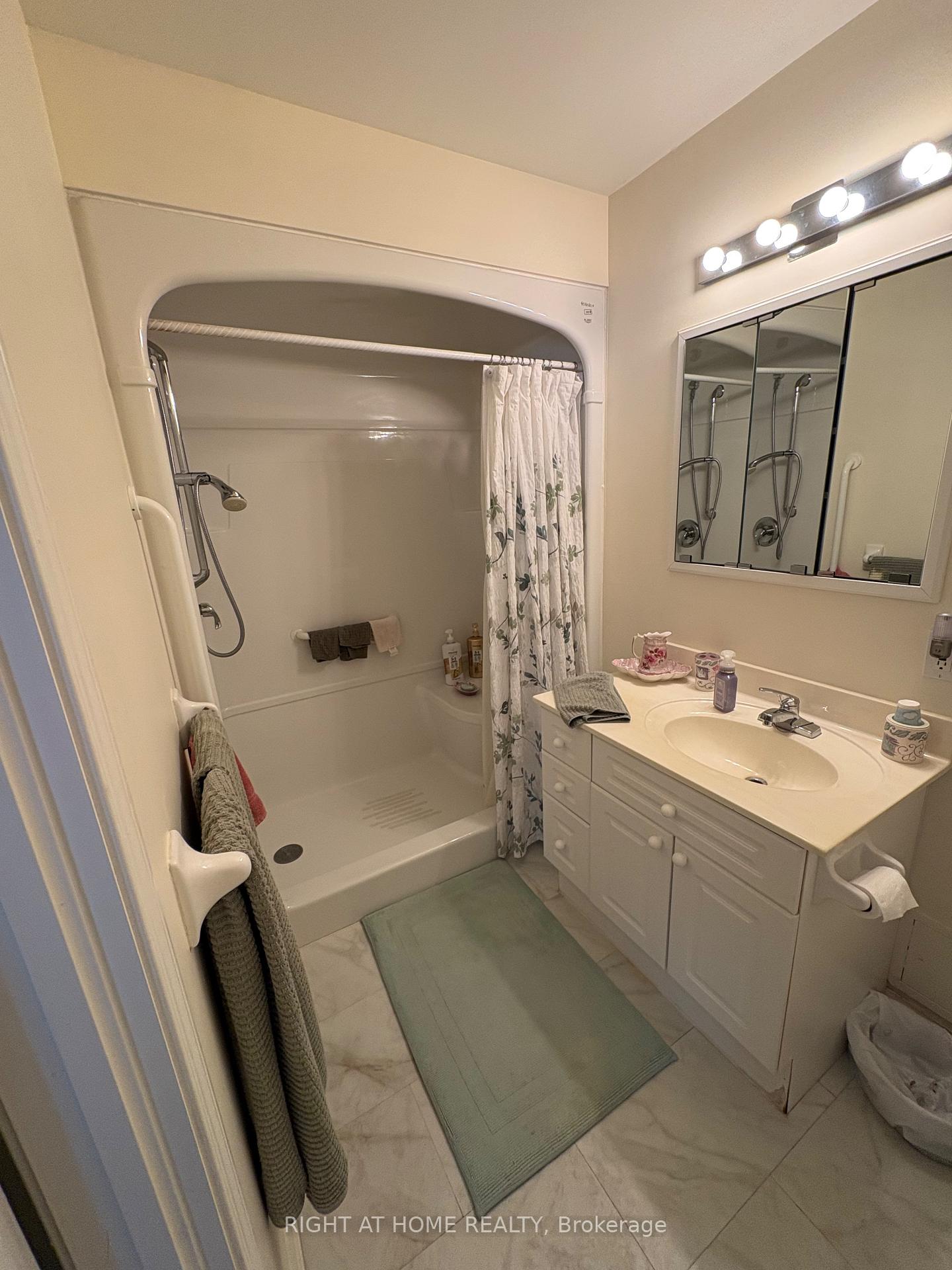 Photo 17 of Unit 109, 94 Dean Avenue, Barrie, Painswick South — HOMEH