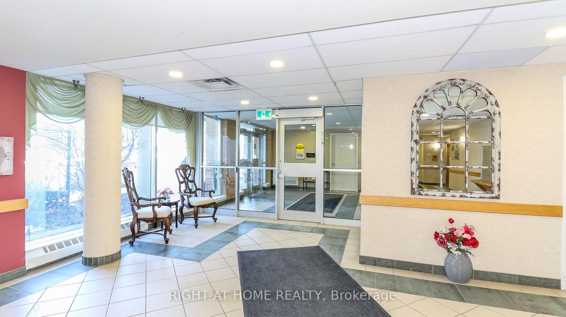 Photo 38 of Unit 109, 94 Dean Avenue, Barrie, Painswick South — HOMEH