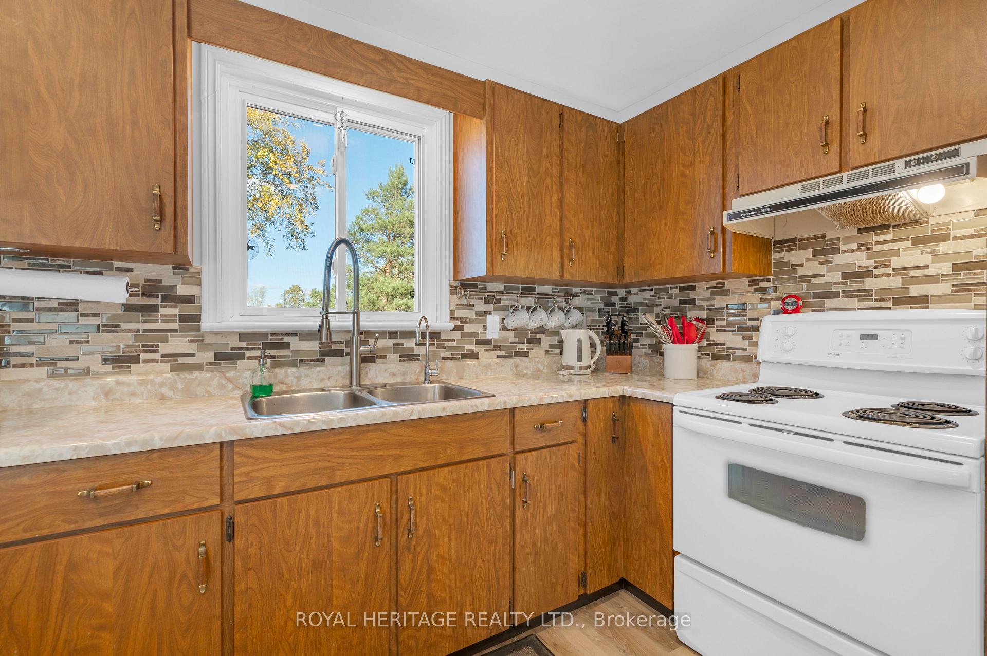 Photo 12 of 398 Mowbray Road, First Nations — HOMEH