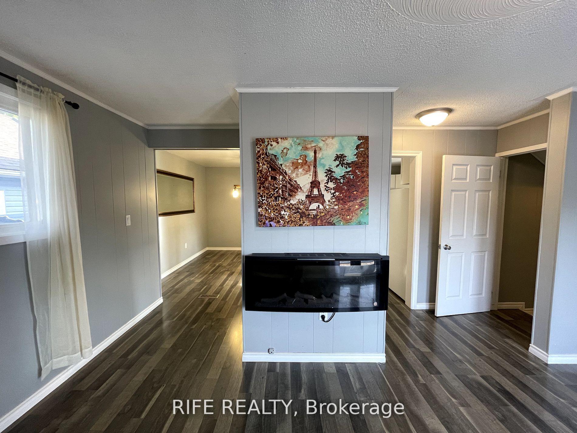 Photo 14 of 691 Rennie Street, Hamilton, Parkview — HOMEH
