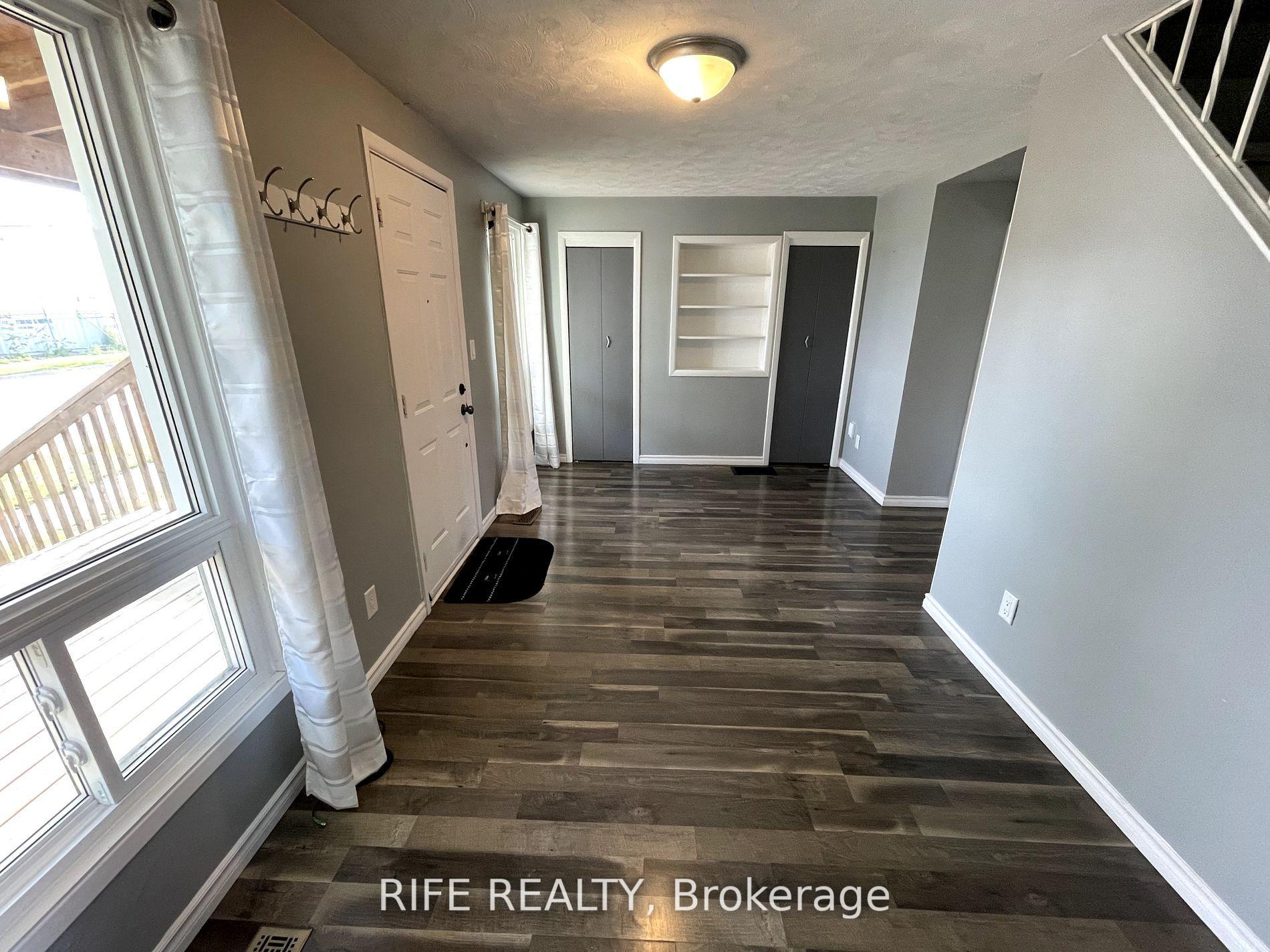 Photo 19 of 691 Rennie Street, Hamilton, Parkview — HOMEH