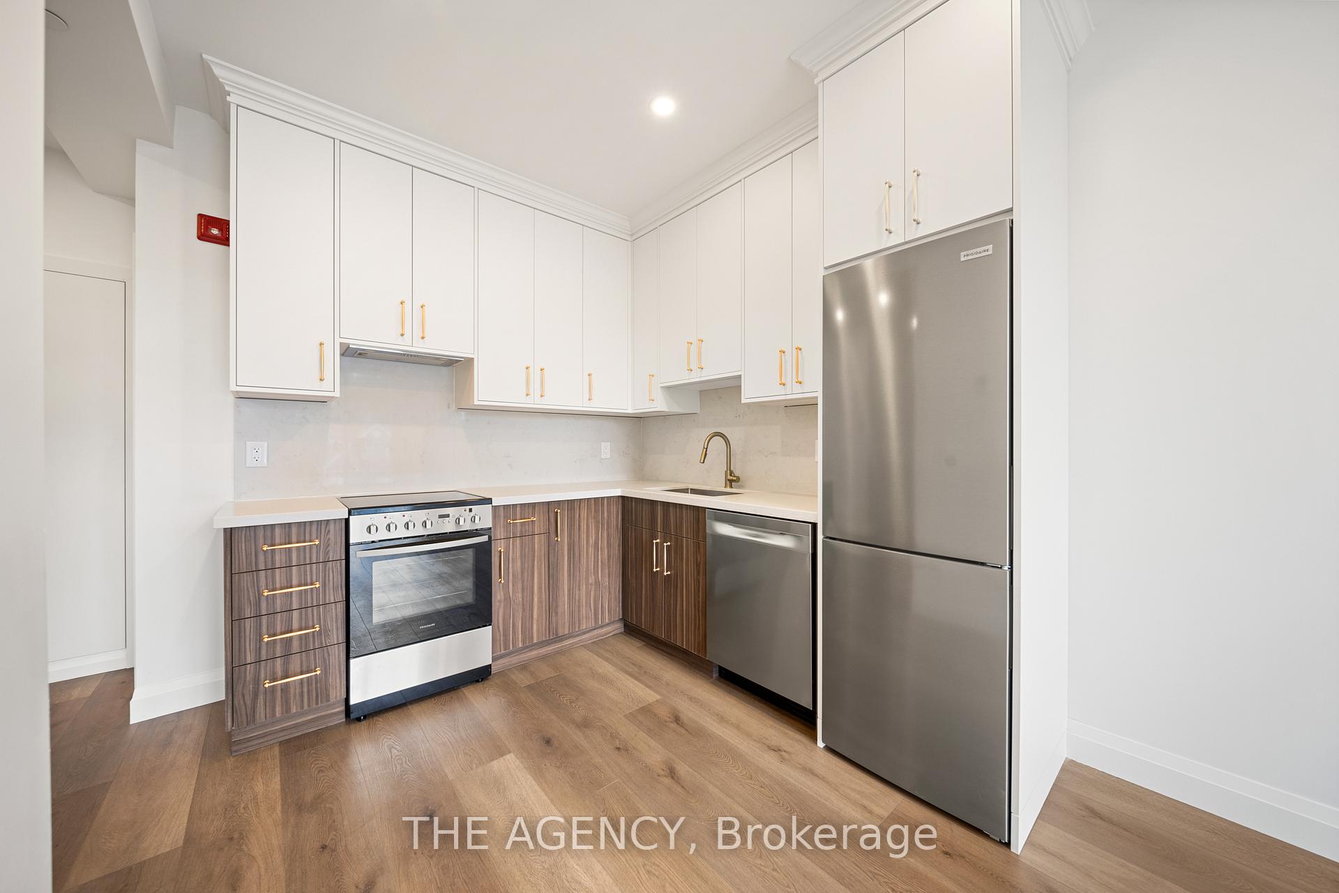 Photo 6 of Unit 6, 153 Main Street E, Milton, Old Milton — HOMEH