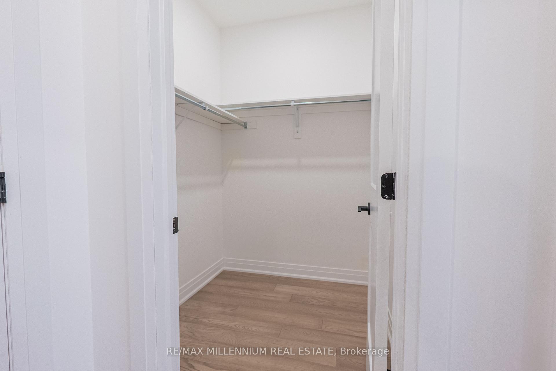Photo 40 of 71 Mumbai Drive, Markham, Middlefield — HOMEH