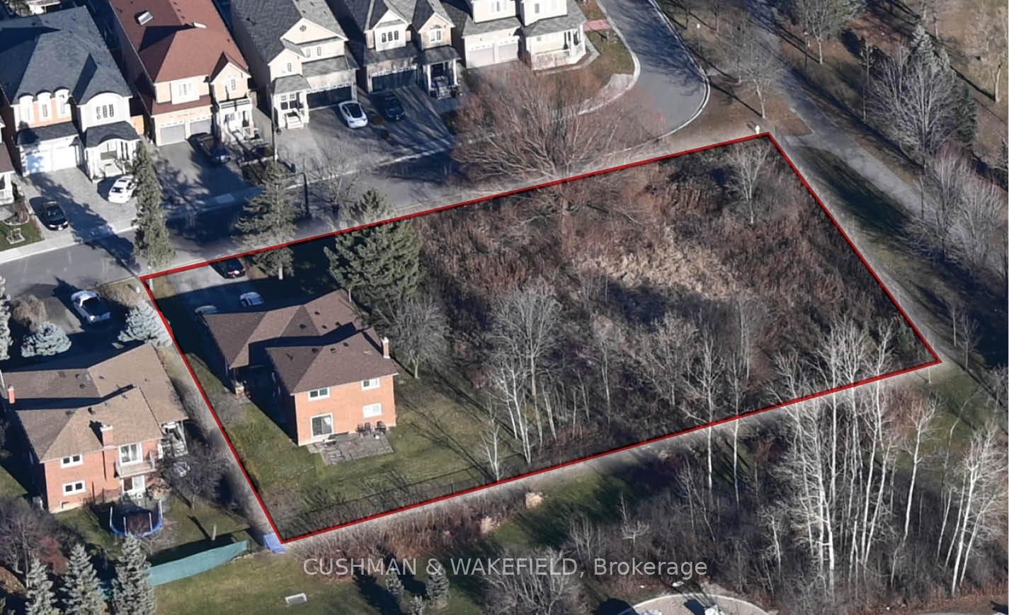 Photo 2 of 313 Helen Avenue, Markham, Unionville — HOMEH