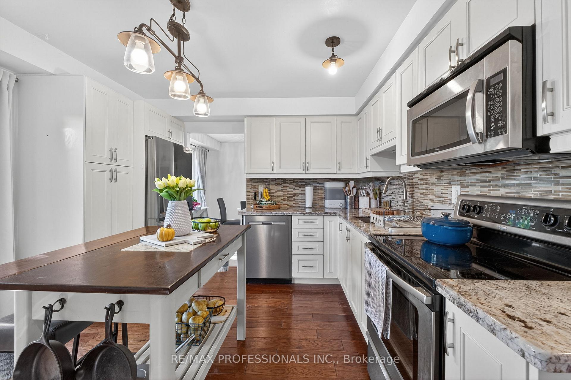 Photo 21 of 19 Salina Place, Hamilton, Stoney Creek — HOMEH