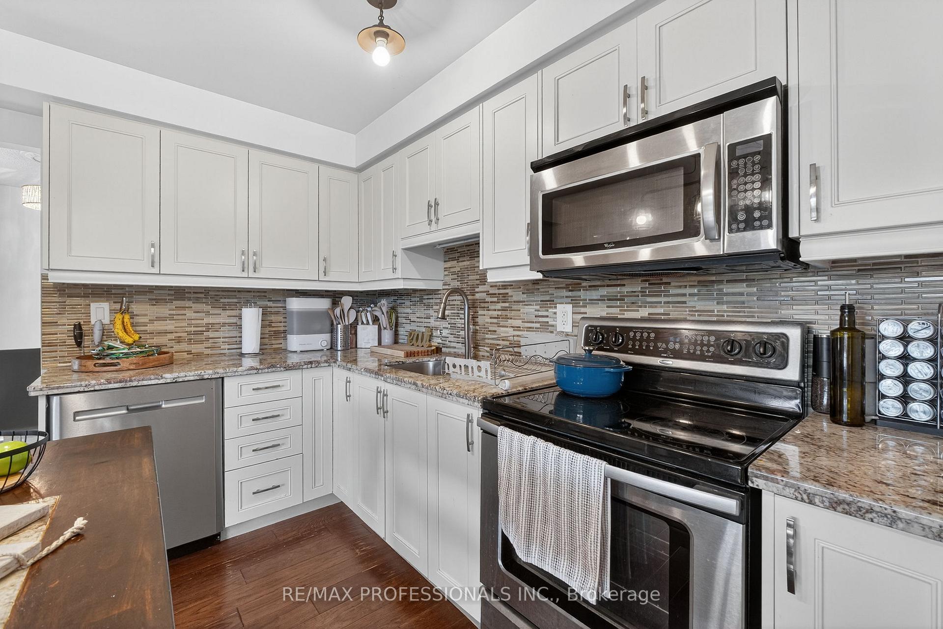 Photo 22 of 19 Salina Place, Hamilton, Stoney Creek — HOMEH