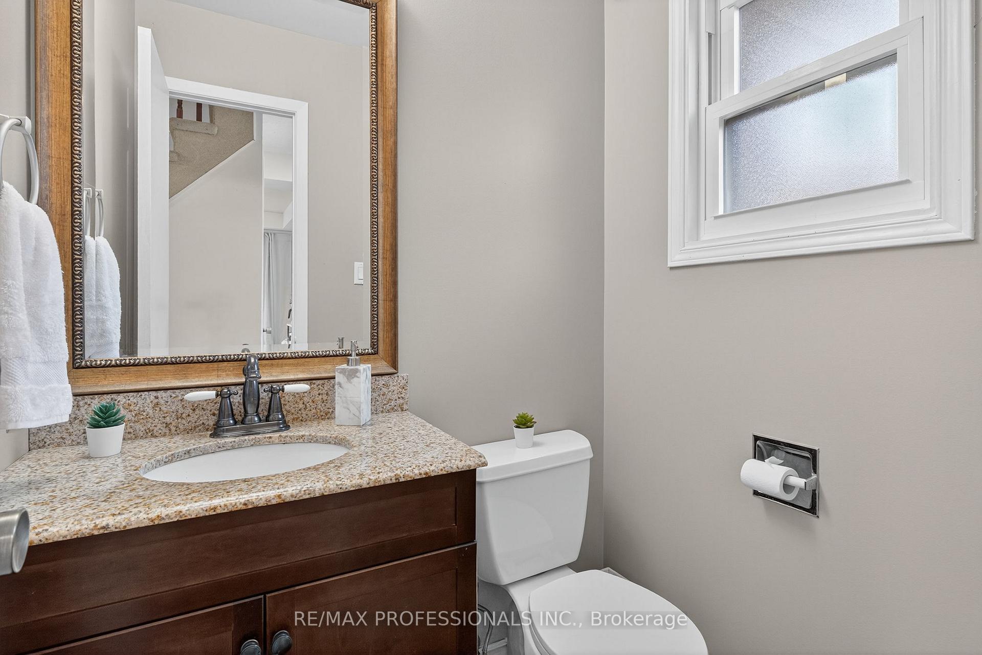 Photo 23 of 19 Salina Place, Hamilton, Stoney Creek — HOMEH